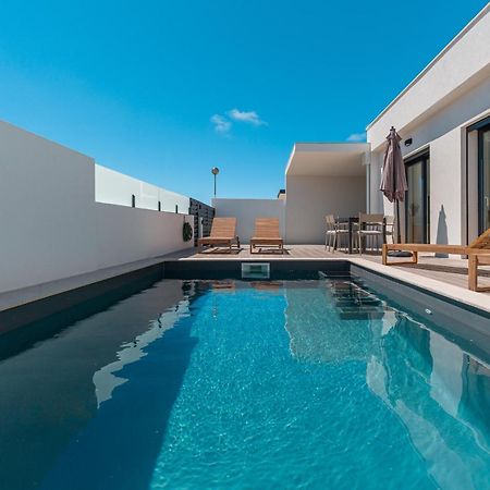 Villa Tapisco With Private Pool ロウリニャン エクステリア 写真