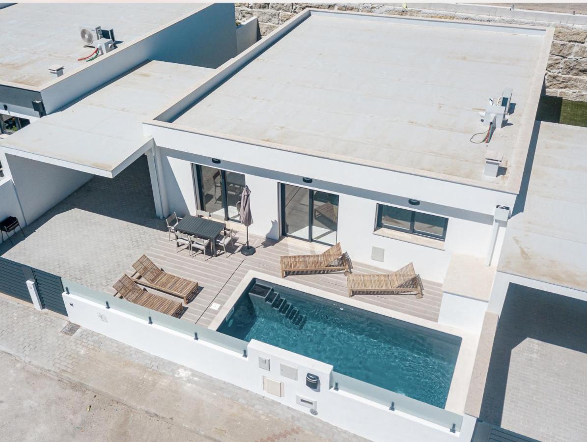 Villa Tapisco With Private Pool ロウリニャン エクステリア 写真